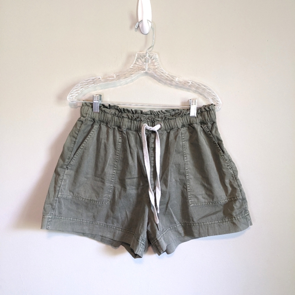 Aerie Women's Cargo Shorts - Olive Green